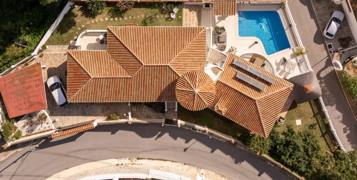 Продажа  отдельно стоящей виллы в La Capellania 42