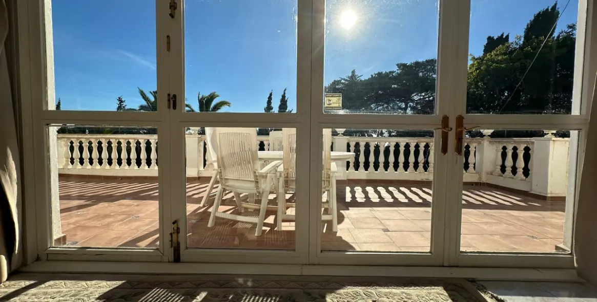 Продажа  отдельно стоящей виллы в Marbesa 20