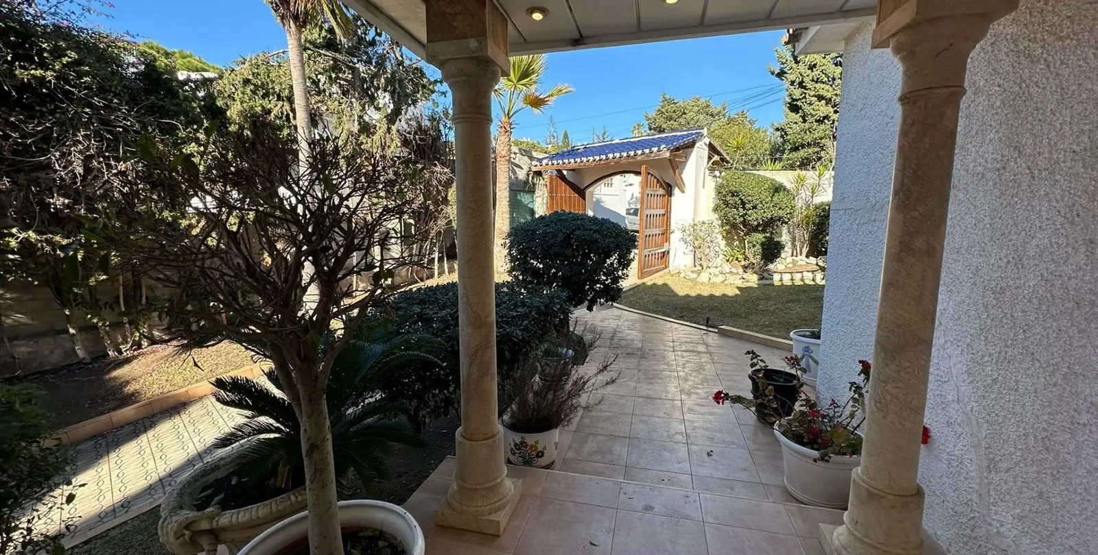 Sale of detached villa in Marbesa 56