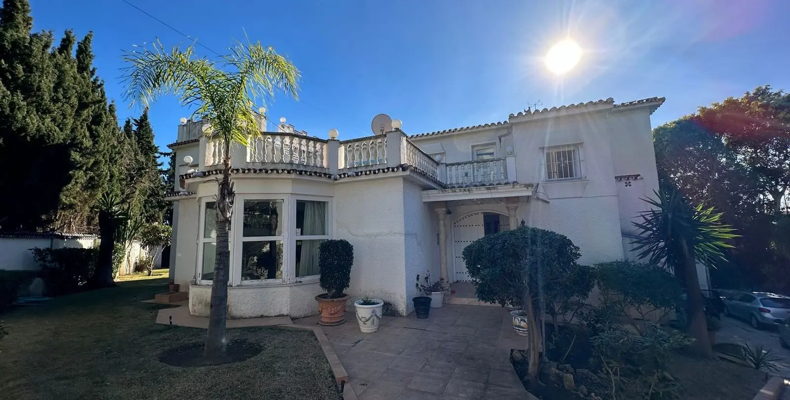 Sale of detached villa in Marbesa 59