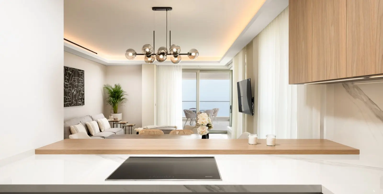 Sale of middle floor apartment in Málaga Centro 8