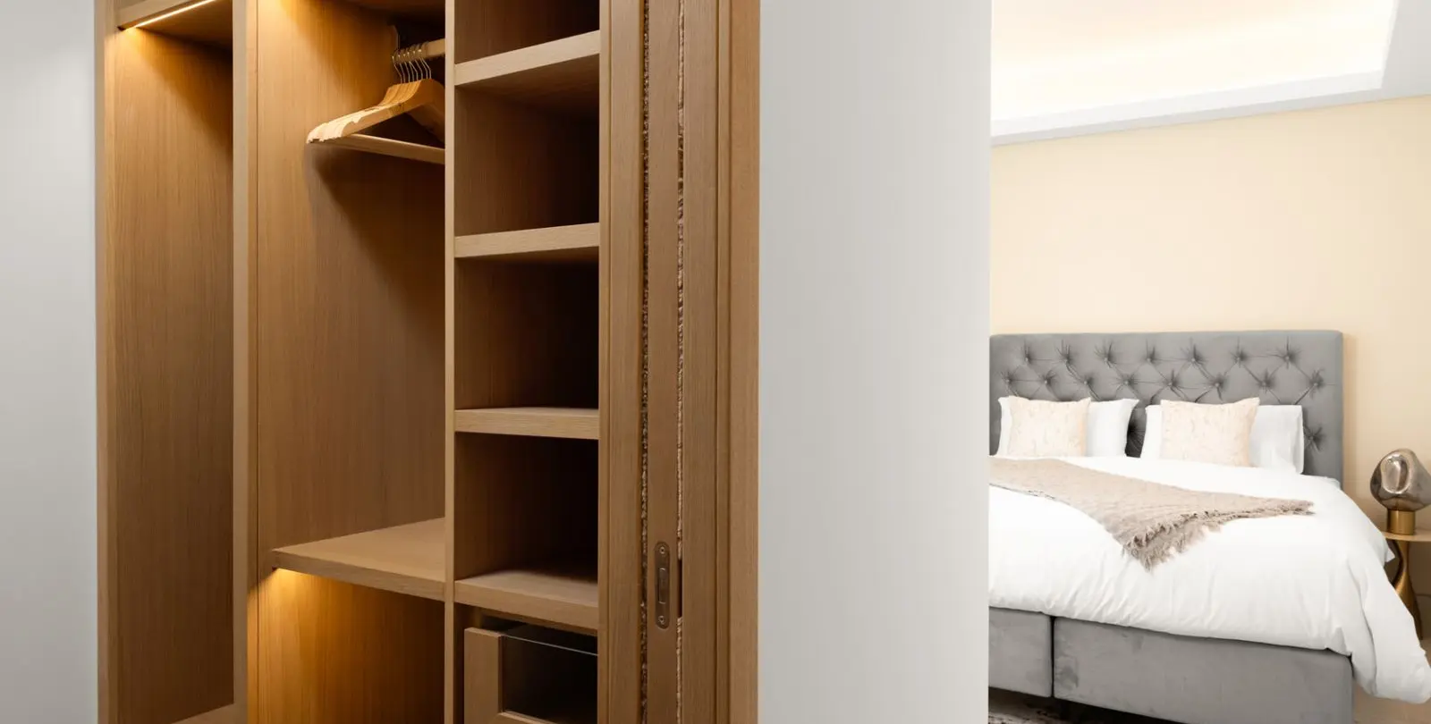 Sale of middle floor apartment in Málaga Centro 13