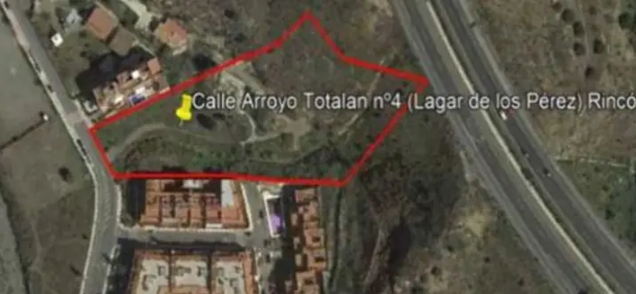 Продажа  жилого участка в Rincón de la Victoria 3