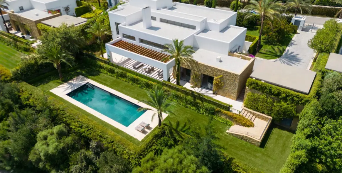 Venta de villa independiente en Casares 1