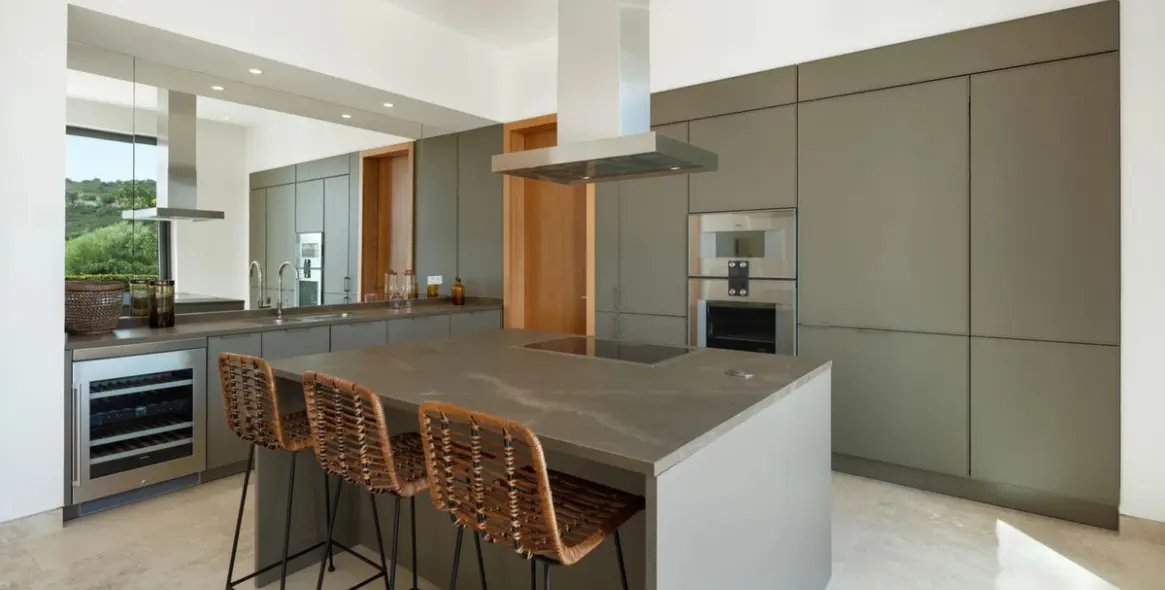 Venta de villa independiente en Casares 13