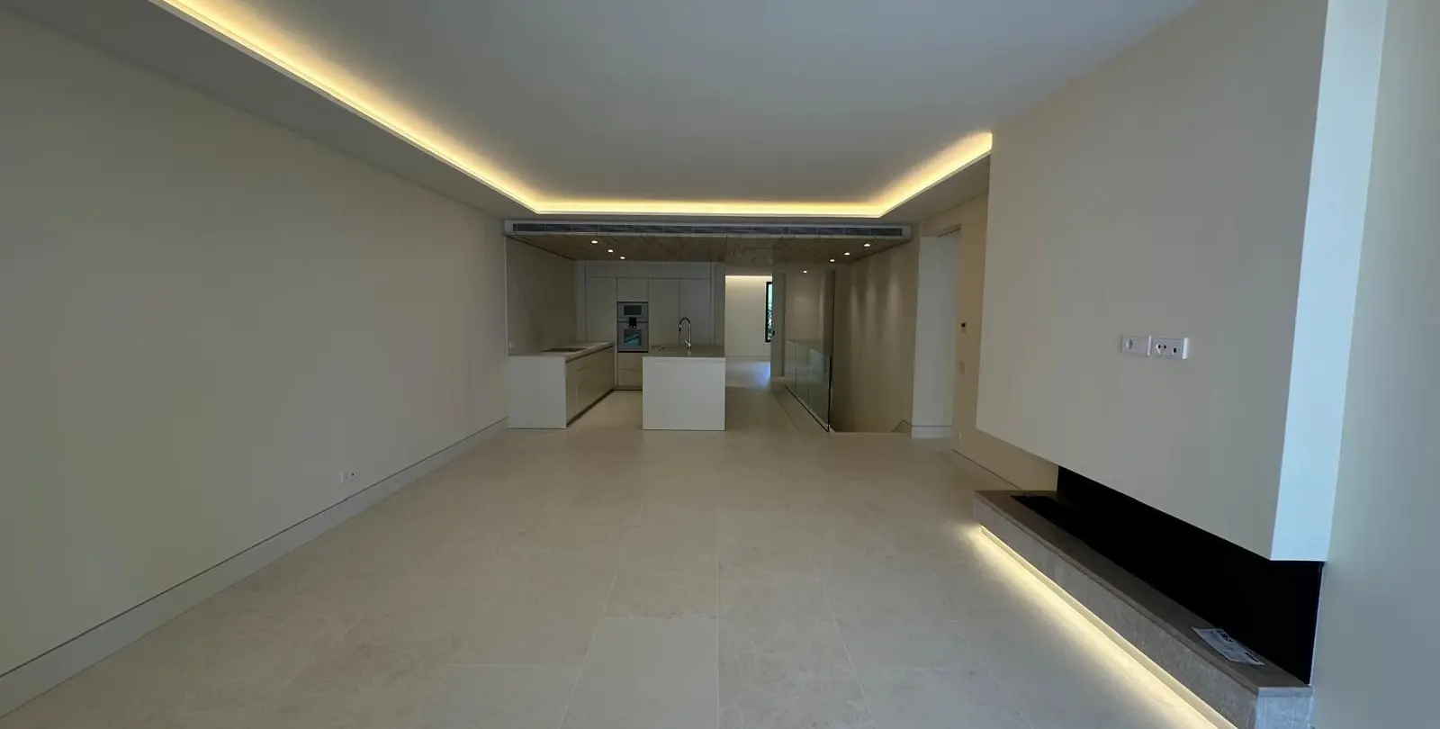 Sale of ground floor apartment in The Golden Mile 26