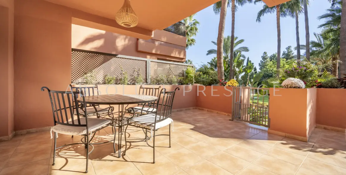 Краткосрочная аренда апартаментов на первом этаже в Puerto Banús 1