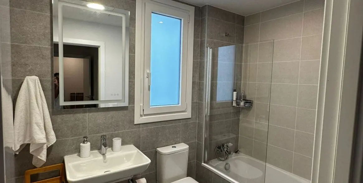 Long-term rent of ground floor apartment in Estepona 26