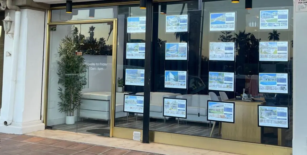 Alquiler a largo plazo de oficina en Cancelada 1