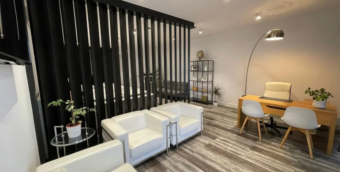 Alquiler a largo plazo de oficina en Cancelada 15