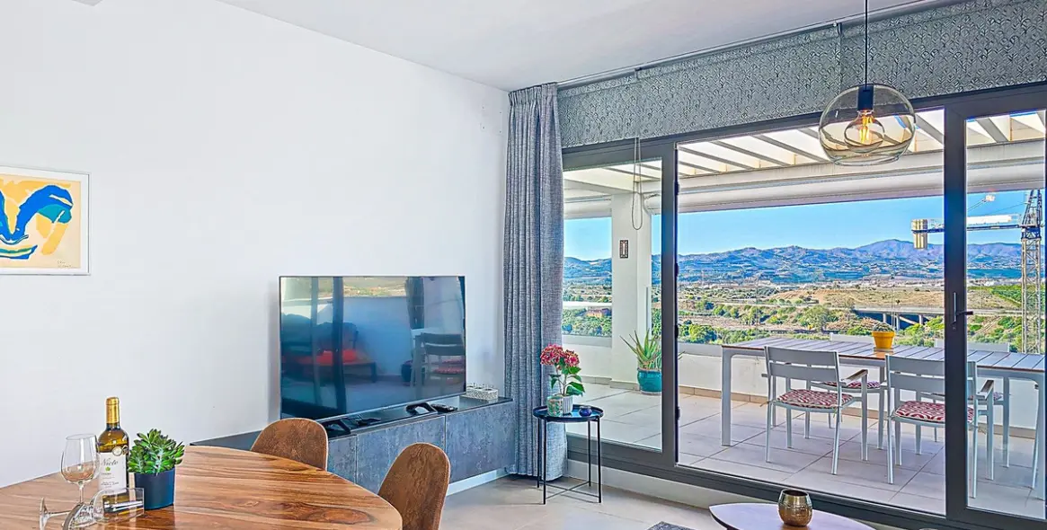 Venta de ático en Caleta de Vélez 9