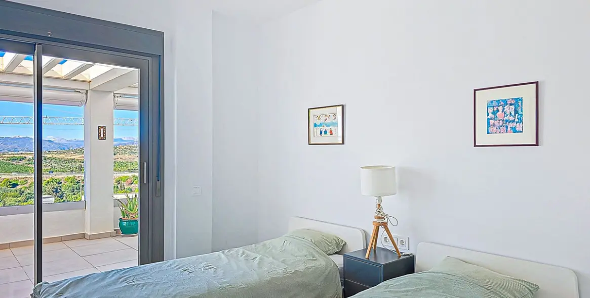 Venta de ático en Caleta de Vélez 18