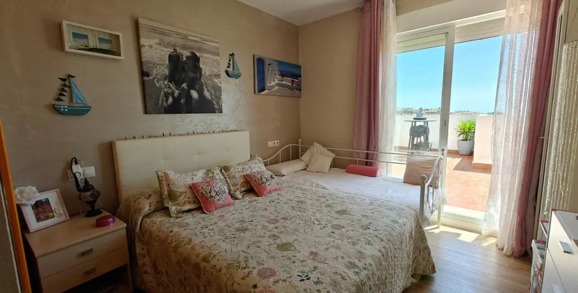 Продажа пентхауса в Riviera del Sol 4