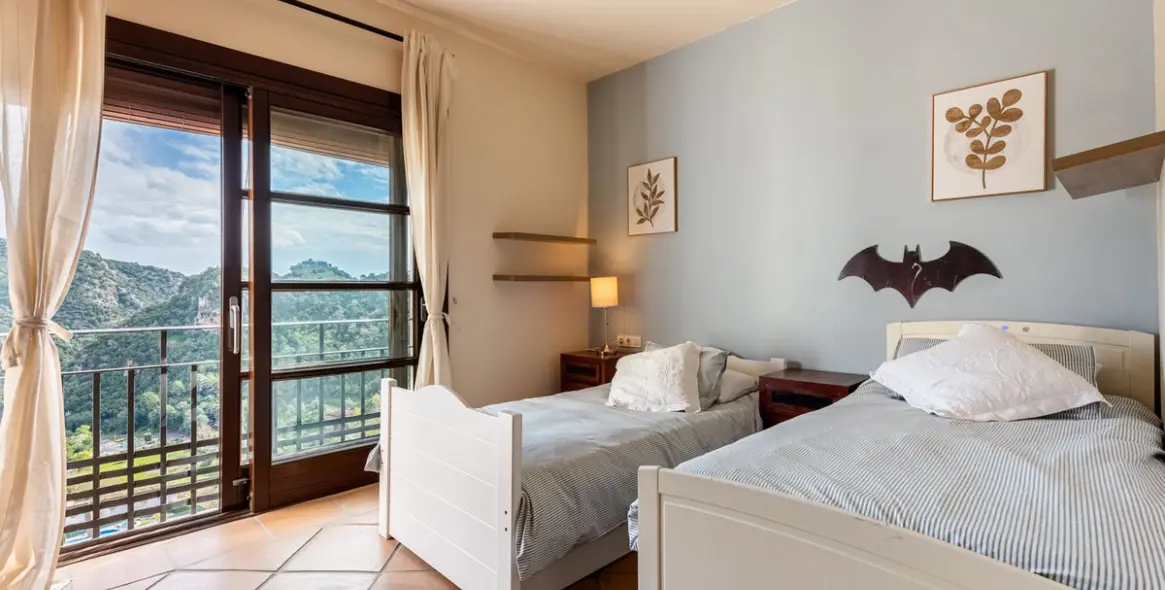 Sale of townhouse in Benahavís 25