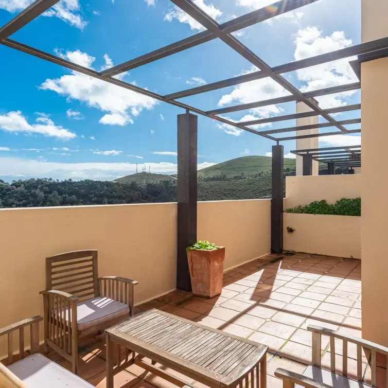 Sale of townhouse in Benahavís