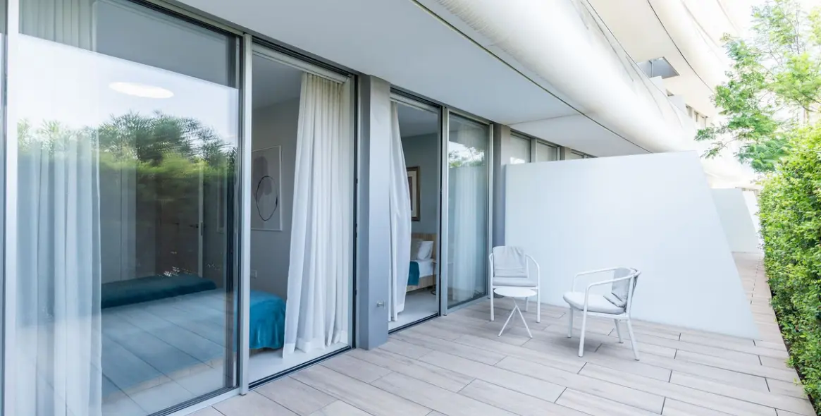 Venta de apartamento en planta baja en Estepona 15