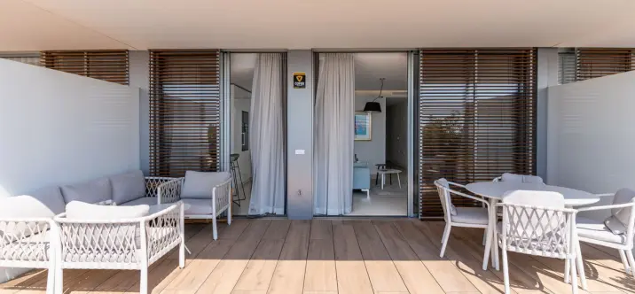 Sale of ground floor apartment in Estepona 3