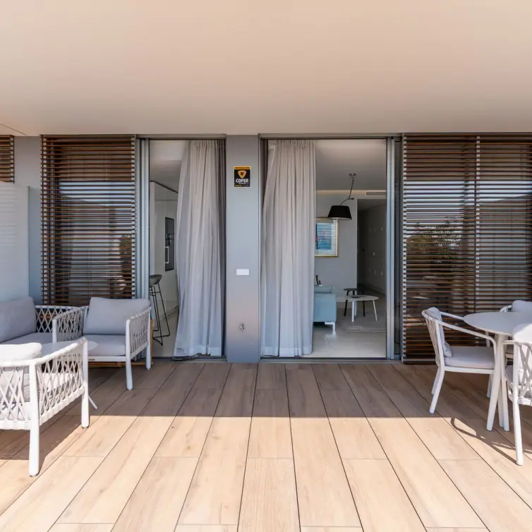 Venta de apartamento en planta baja en Estepona