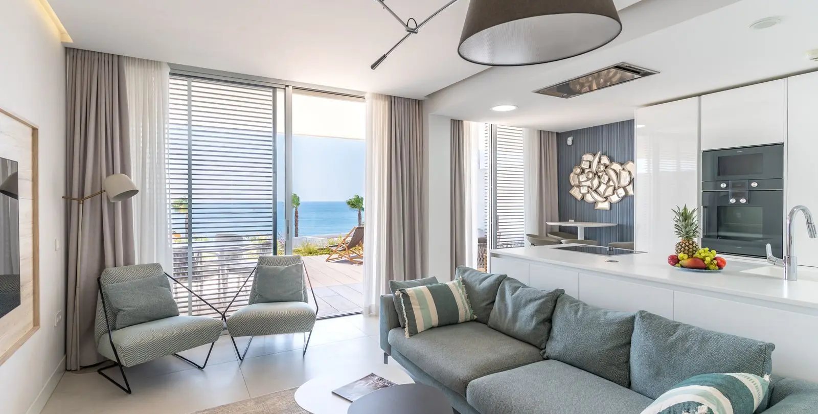 Продажа апартаментов на первом этаже в Estepona 8