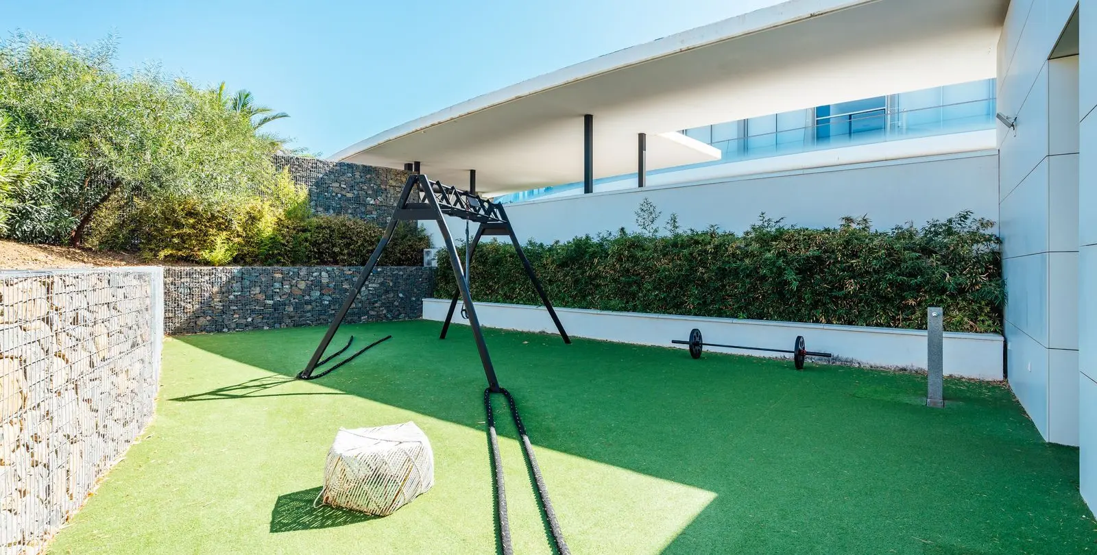 Продажа апартаментов на первом этаже в Estepona 39