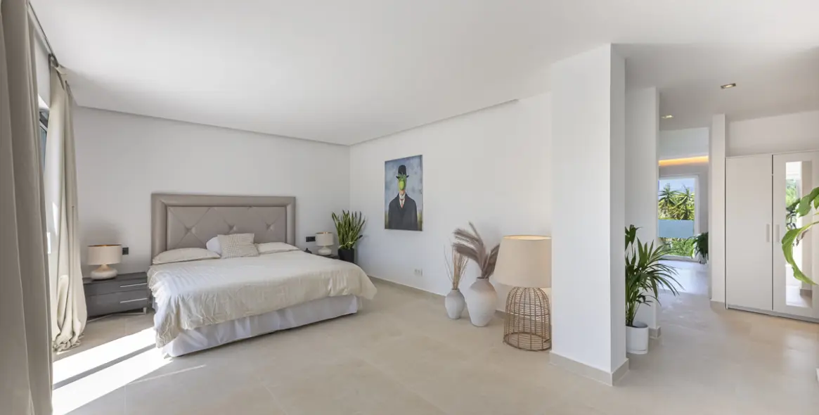 Продажа  отдельно стоящей виллы в Sotogrande 17