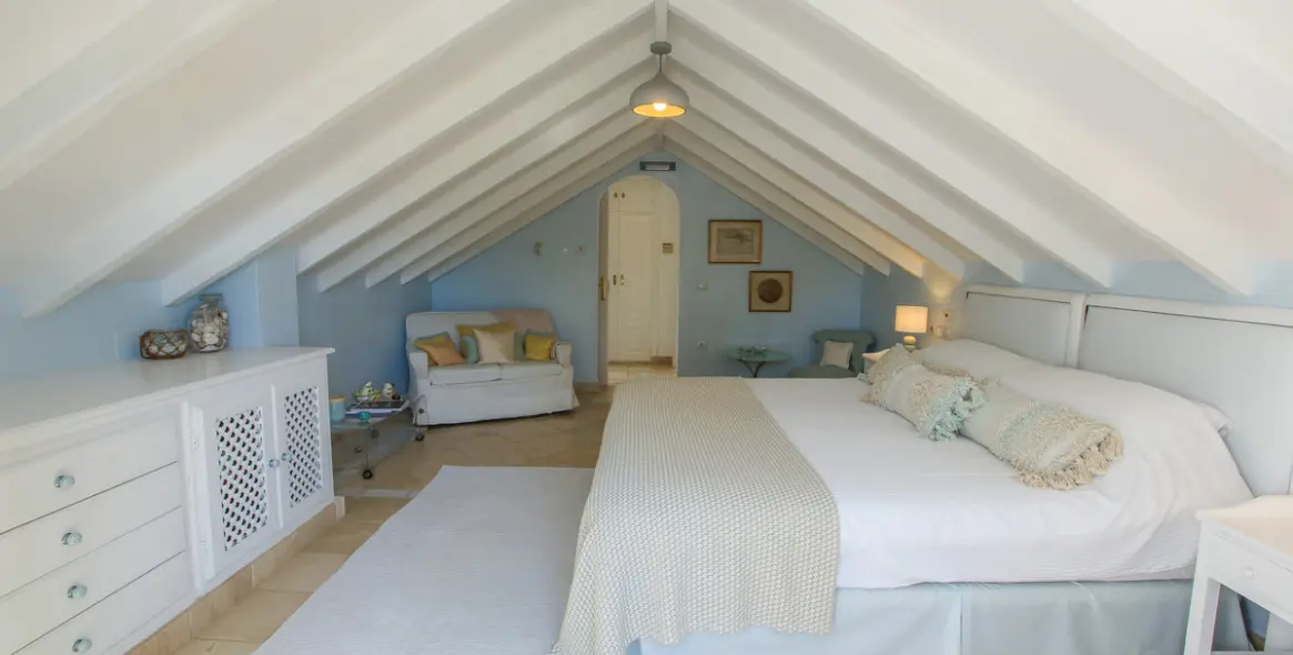 Продажа  отдельно стоящей виллы в Sotogrande 9