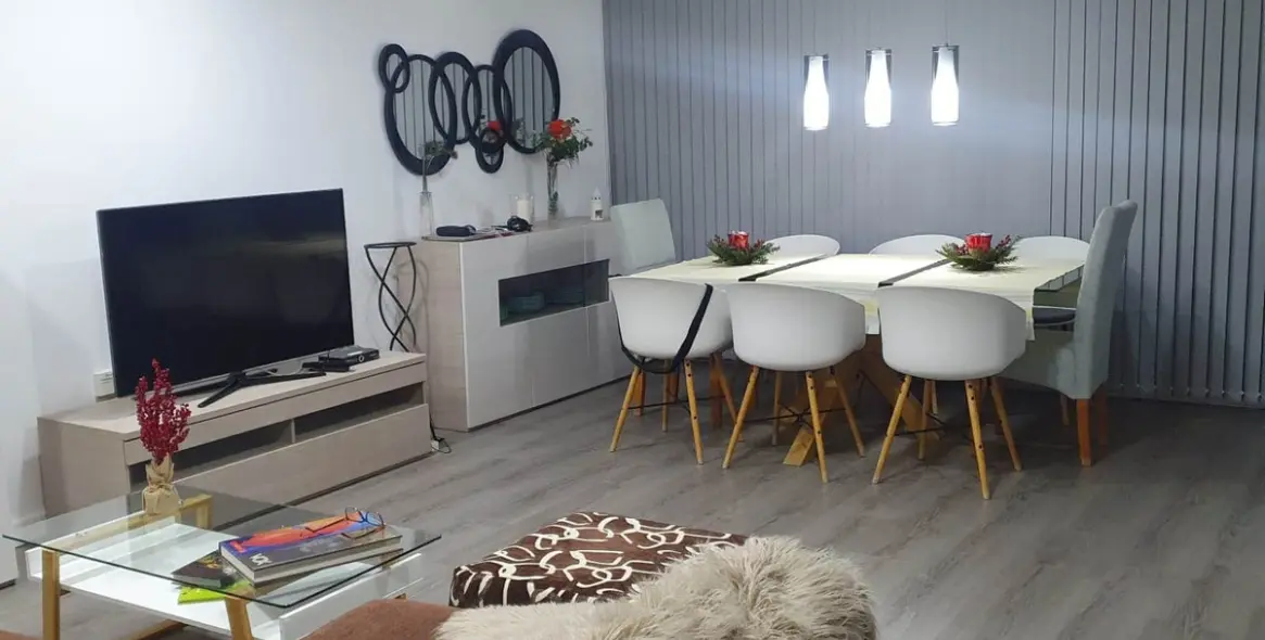 Долгосрочная аренда апартаментов на среднем этаже в Calahonda 6