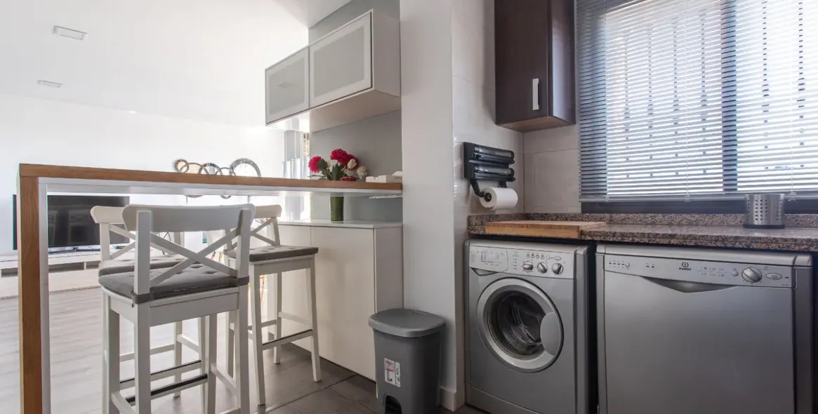 Долгосрочная аренда апартаментов на среднем этаже в Calahonda 8