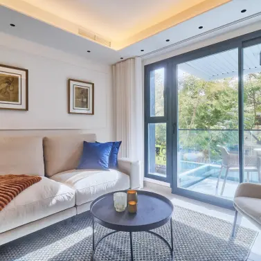 Sale of middle floor apartment in Fuengirola