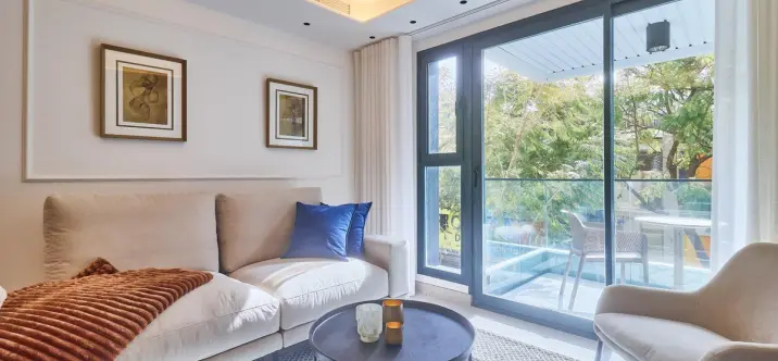 Sale of middle floor apartment in Fuengirola 2