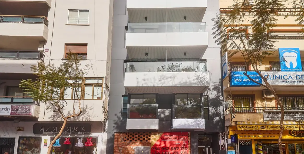 Sale of middle floor apartment in Fuengirola 4