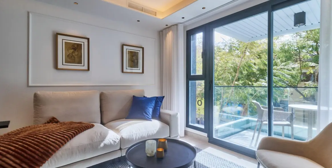 Sale of middle floor apartment in Fuengirola 6