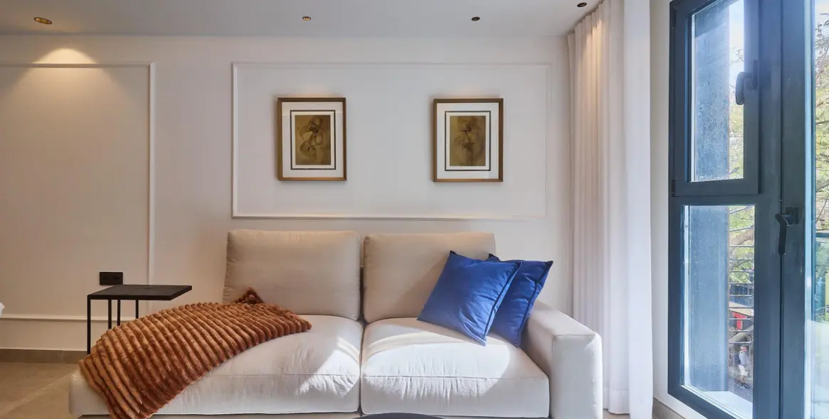 Sale of middle floor apartment in Fuengirola 12