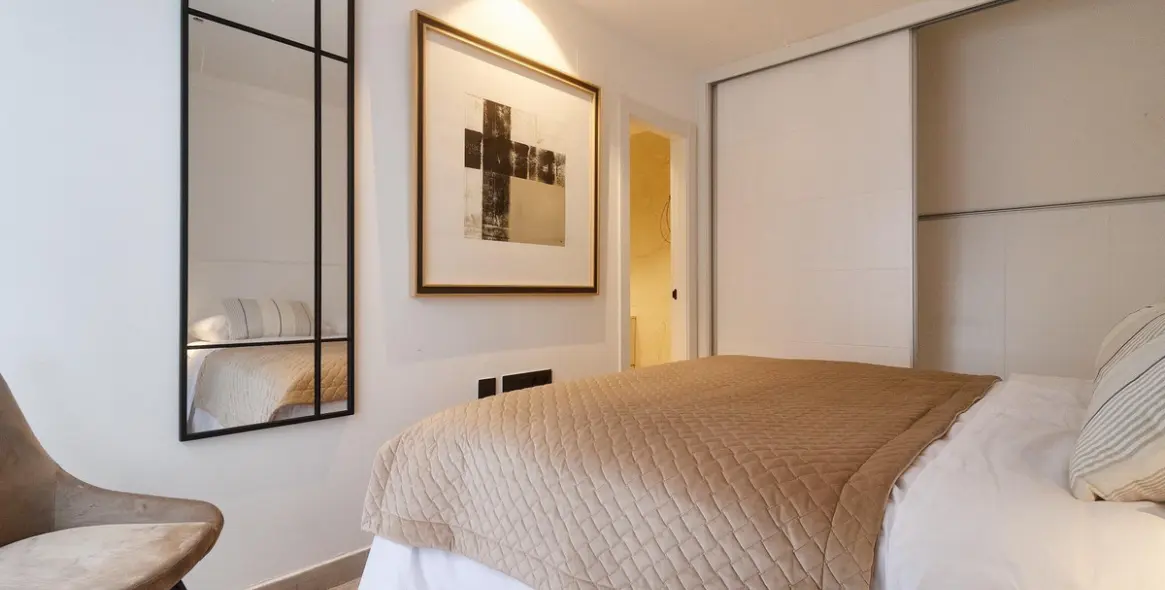 Sale of middle floor apartment in Fuengirola 16