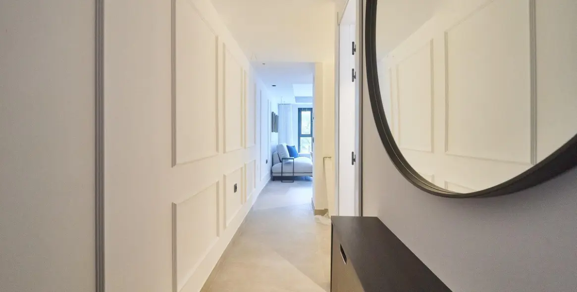 Sale of middle floor apartment in Fuengirola 17