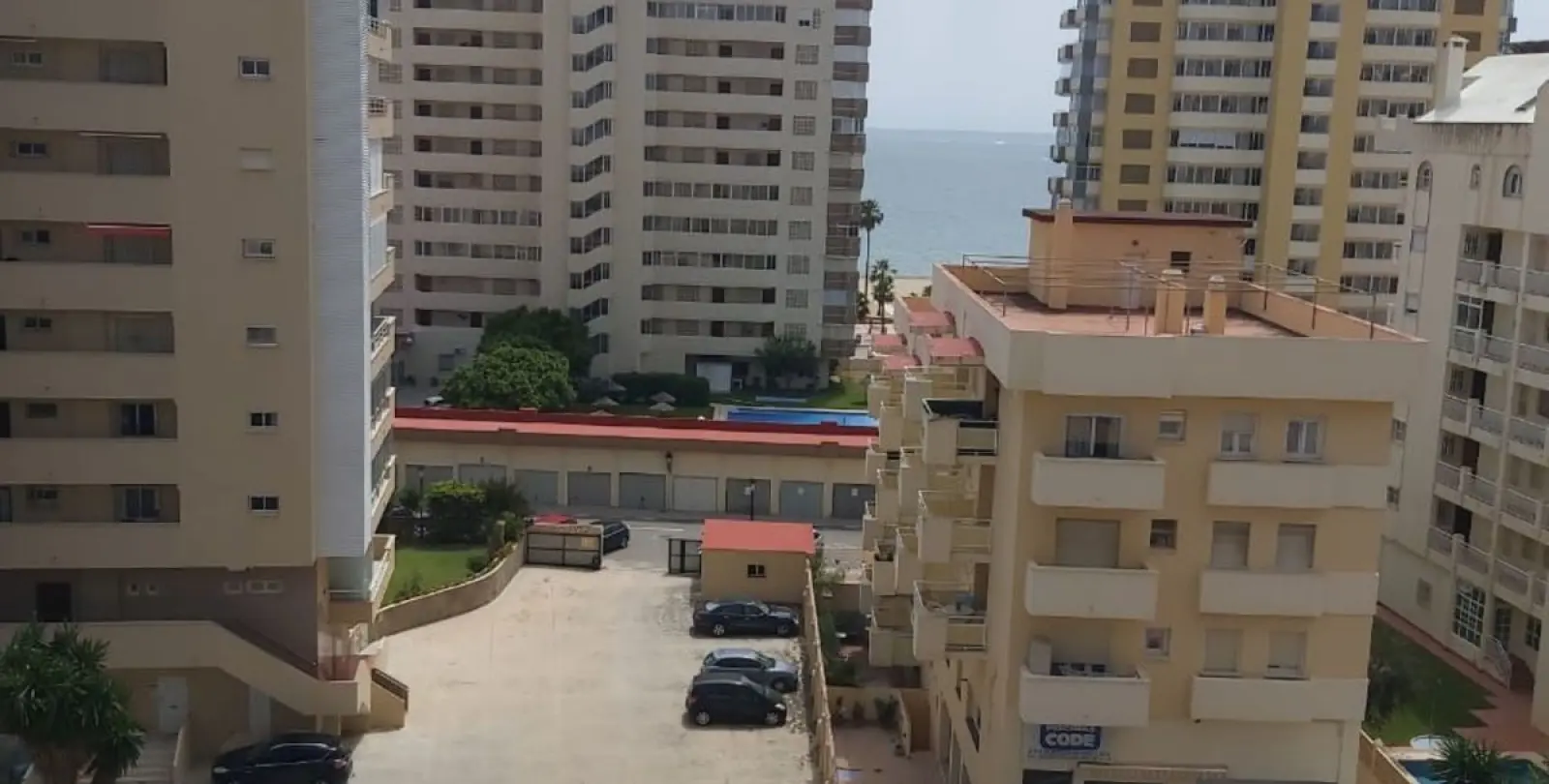 Venta de apartamento en planta media en Fuengirola 1