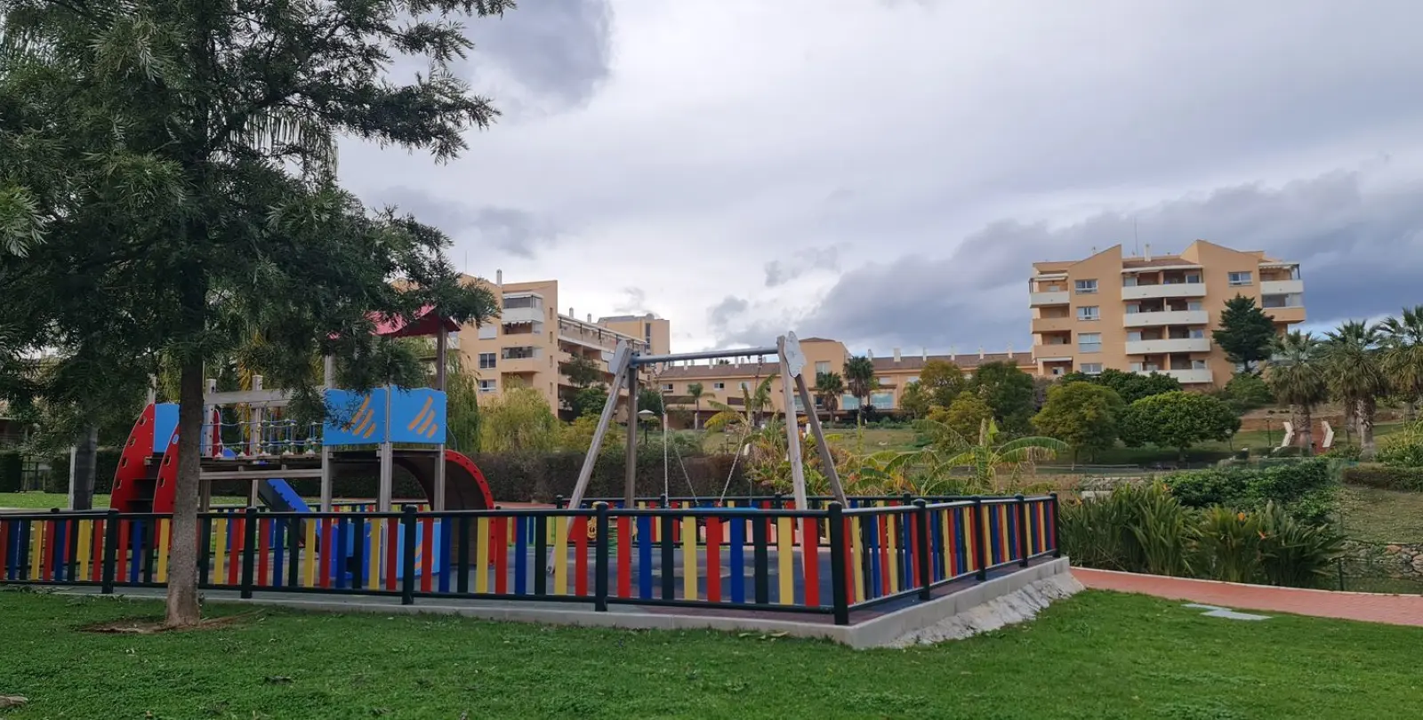 Sale of penthouse in Alhaurín de la Torre 24