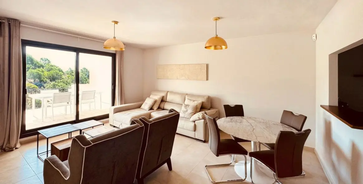 Sale of ground floor apartment in Altos de los Monteros 4