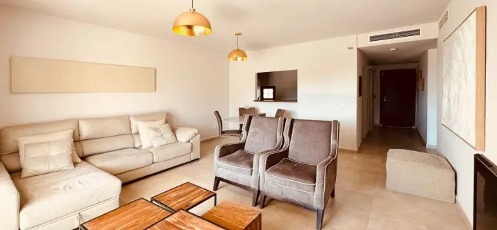 Продажа апартаментов на первом этаже в Altos de los Monteros 4