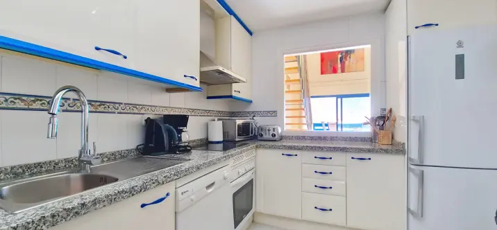 Sale of penthouse duplex in La Duquesa 3