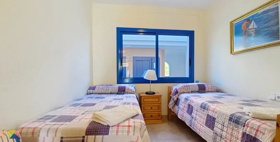 Sale of penthouse duplex in La Duquesa 17