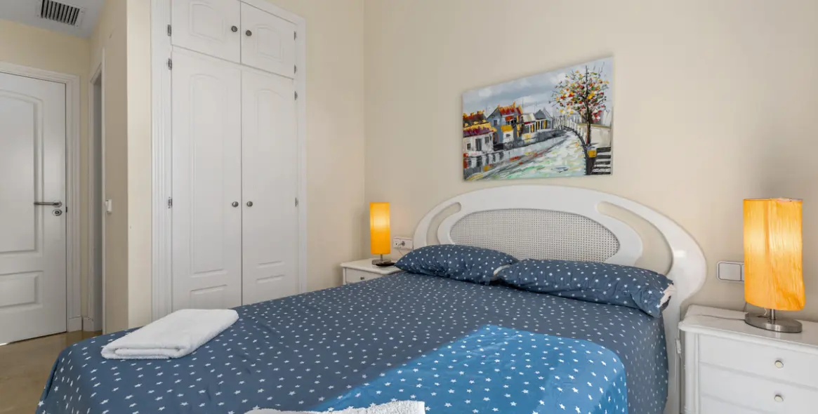 Sale of penthouse duplex in La Duquesa 23