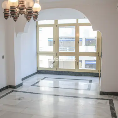 Sale of ground floor apartment in Marbella Centro
