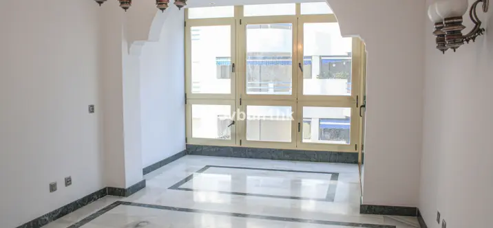 Sale of ground floor apartment in Marbella Centro 4