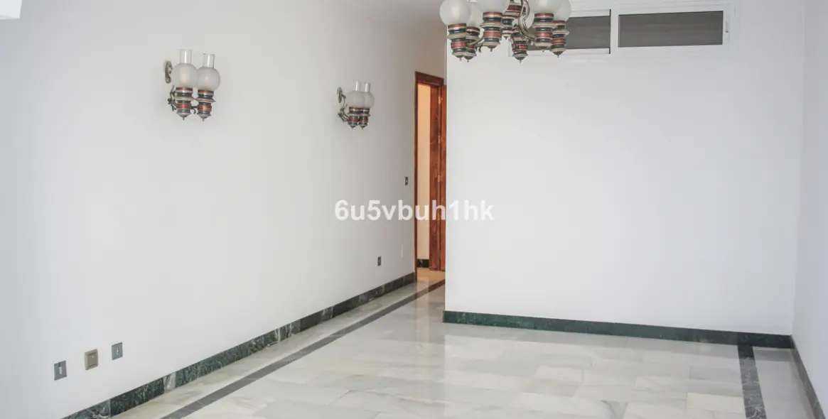 Продажа апартаментов на первом этаже в Marbella Centro 9