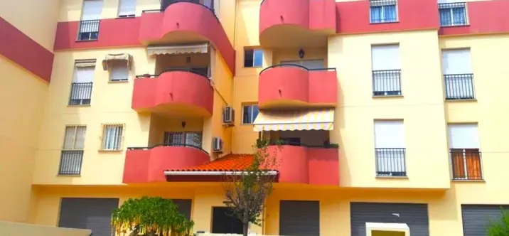 Продажа апартаментов на среднем этаже в Marbella 0