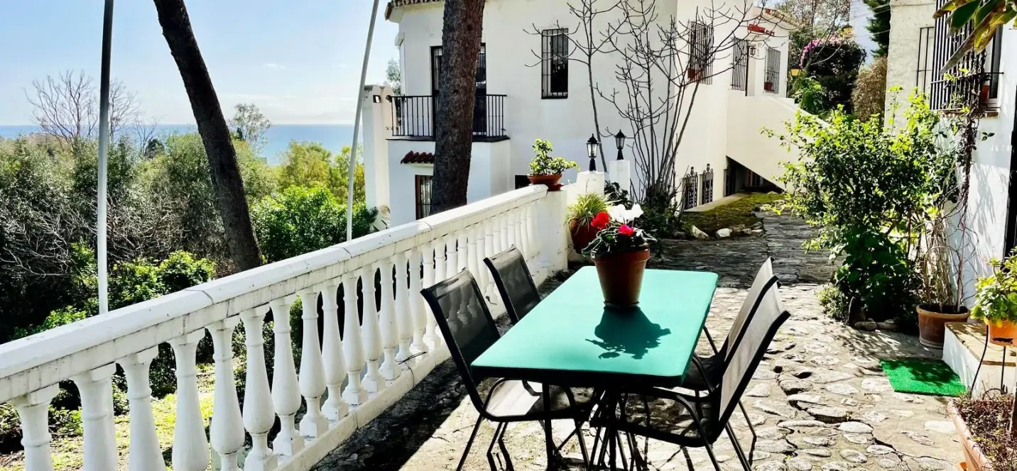 Sale of townhouse in Benalmadena Costa 0