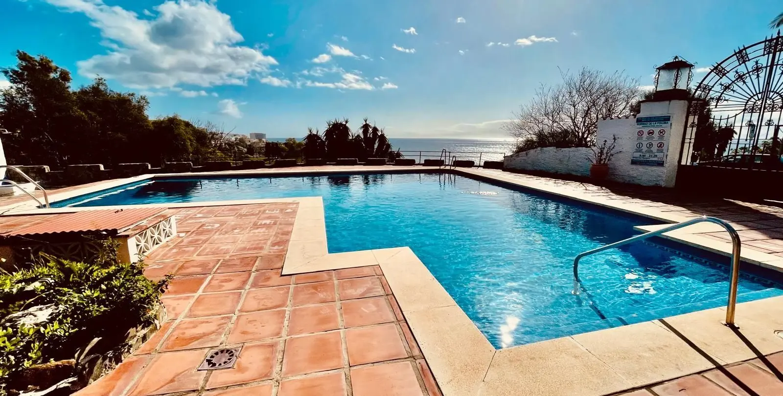 Sale of townhouse in Benalmadena Costa 25