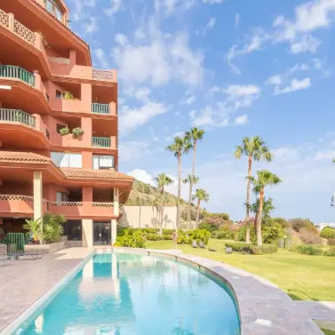 Sale of middle floor apartment in Benalmadena