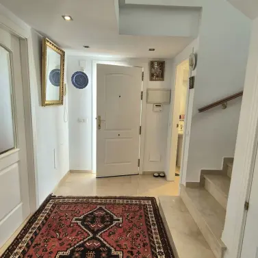 Продажа дома на две семьи в Alhaurin Golf